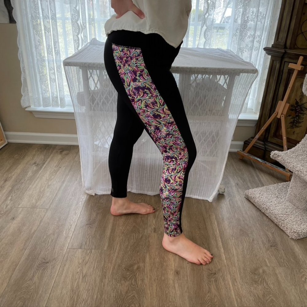 LuLaRoe Ladies Black Leggings Sz.L